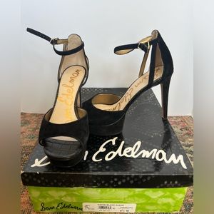 Platform black heels